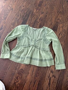 Light Green Peasant-Style Long Sleeve Top XS